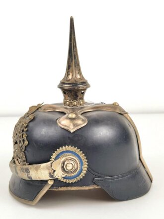 Bayern, Pickelhaube für einen einjährig Freiwilligen in einem Chevauleger Regiment.  Guter Gesamtzustand, gleichmäßig angelaufenes Stück