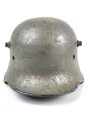 1.Weltkrieg Stahlhelmglocke,  überlackiert und in Teilen abgelaugt. Hersteller B.F.64  für F.C. Bellinger, Fulda