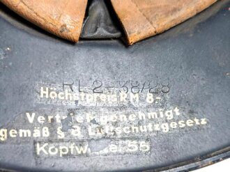 Stahlhelm Luftschutz. In allen Teilen Original, ungereinigtes Stück