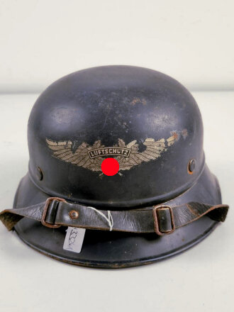 Stahlhelm Luftschutz. In allen Teilen Original, ungereinigtes Stück