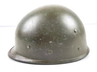 Stahlhelm Innenhelm oder Paradehelm. Überlackiertes...