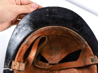 Finnland, M17 Sohlberg Stahlhelm mit wohl 20/30iger Jahre Innenfutter. Ungereinigtes Stück, Größe 56