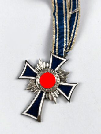 Ehrenkreuz der Deutschen Mutter (Mutterkreuz) in Silber...