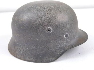 Deutschland nach 1945,  Stahlhelm Modell 1940. Kopfgrösse 58