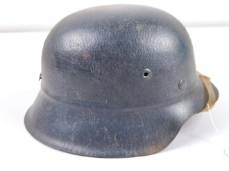 Luftschutz Stahlhelm. In allen Teilen Original, ungereinigtes Stück, hatte nie ein Abzeichen