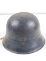 Luftschutz Stahlhelm. In allen Teilen Original, ungereinigtes Stück, hatte nie ein Abzeichen