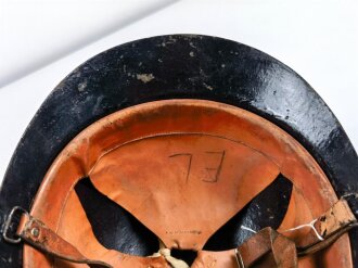 Finnland, M17 Sohlberg Stahlhelm mit wohl 20/30iger Jahre Innenfutter. Ungereinigtes Stück