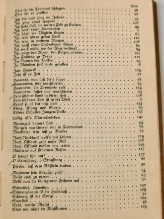 "Uns geht die Sonne nicht unter -Lieder der Hitler Jugend", 250 Seiten, datiert 1934, innenliegend Liederblatt der Hitlerjugend Nr. 6