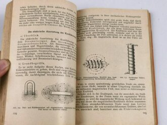 "Der Soldat als Kraftfahrer - Leitfaden für die Fahrschulausbildung", datiert 1942, 280 Seiten, DIN A6