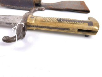 Preussen, Seitengewehr 71, Kammerstück von 1874 in gutem Zustand. Nicht ganz richtiger, aber passender Koppelschuh ( dieser ist eher für ein Eigentumstück)