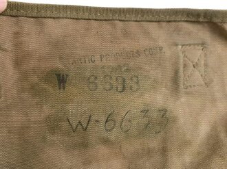 U.S. Army, 1942 dated mussette bag, used