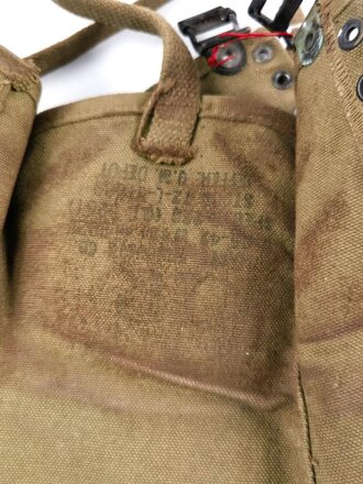 U.S. Army 1943 dated leggings, Canvas, M-1938. Size 3R, used, uncleaned