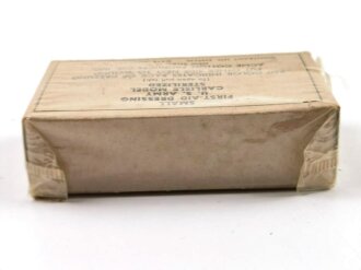 US. 1942 dated small first aid dressing, unopened