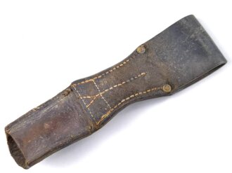 1.Weltkrieg, Koppelschuh für ein Ersatzseitengewehr. gefertigt aus einem Koppelschuh für 98/05 oder ähnliches