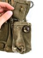 Magazintasche für MP40 der Wehrmacht. getragenes Stück, datiert 1943