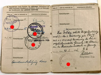 Heeressanitätsstaffel Cholm, Soldbuch und diverse Papiere eines Angehörigen.