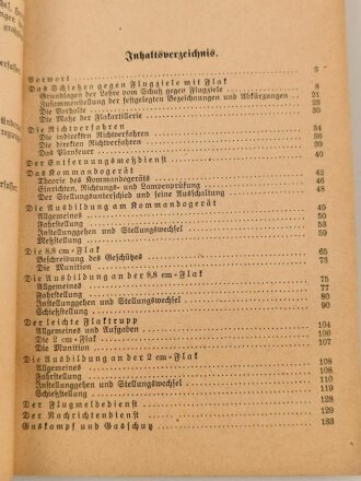 "Handbuch für den Flakartilleristen - Der Kanonier - Waffen und Ausbildung der Flakbatterie 8,8 cm Flak und 2cm Flak" datiert 1939, 202 Seiten