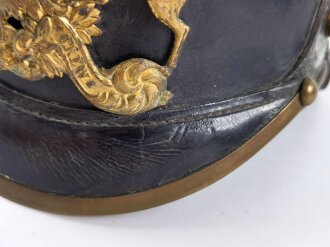 Württemberg, Pickelhaube für Mannschaften der Feldartillerie . Kokarden und Kinnriemen fehlen