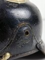 Gendarmerie Pickelhaube. Verschlossene Doppellöcher, Spitzensplinte neuzeitlich