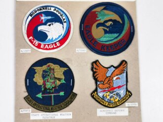 U.S. Air Force, 4 x Ärmelabzeichen, jeweils auf...