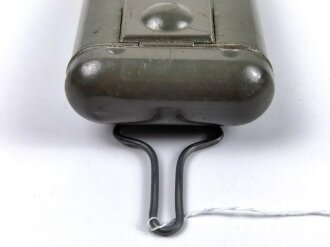 Wehrmacht Taschenlampe "Pertrix 656" Originallack, Funktion nicht geprüft