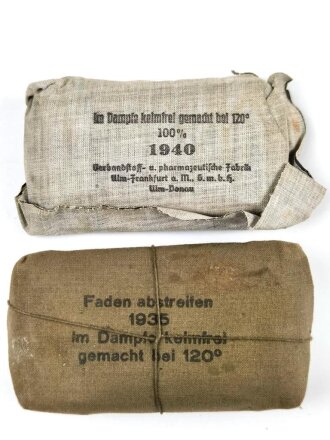 2 Stück Verbandpäckchen Wehrmacht, jeweils grosses Modell