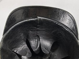 1. Weltkrieg Preußen, Ersatzpickelhaube aus Blech. leider unschlau angemalt