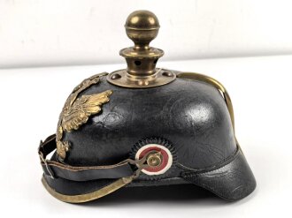 Preussen, Pickelhaube für Mannschaften der Artillerie. Höchstwahrscheinlich aus Teilen zusammengestellt