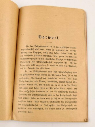 "Taschenbuch zu Weiß, Polizeischule. " Ein alphabetisches Verzeichnis der strafbaren Handlungen nach dem Reichsstrafgesetztbuche und der der Polizeischule" Dresden 1921 mit 48 Seiten