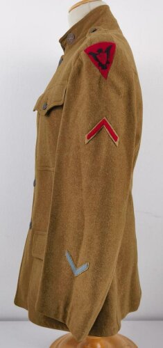 U.S. WWI AEF  tunic, soldier was member of the 86th Infantry Division, which has seen combat in the  Meuse–Argonne offensive. Once overseas, good condition