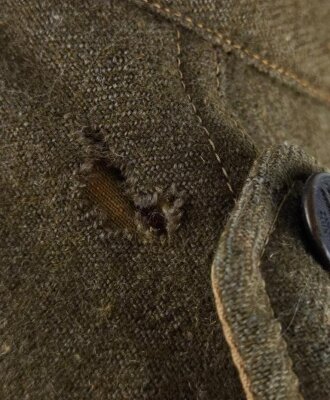 U.S. WWI AEF  tunic, soldier was member of the 37th Infantry Division which had seen combat in Meuse-Argonne and at Ypres-Lys offensives . Twice overseas, some moth holes, otherwise good condition