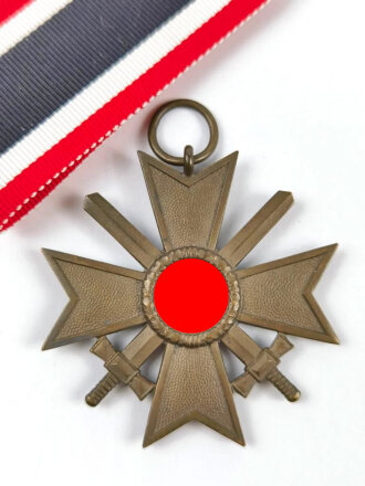 Kriegsverdienstkreuz 2. Klasse 1939 mit Schwertern und...