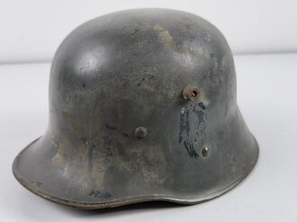 Stahlhelm Österreich Modell 1917. Bei der Wehrmacht...