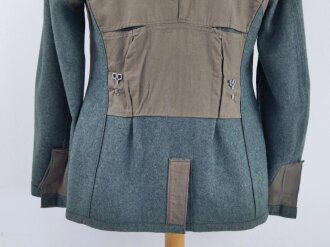 Feldbluse Modell 1936 für Mannschaften des Heeres. Kammerstück in sehr gutem Zustand, die Effekten original vernäht