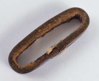 Schieber für ein Zweidornkoppel für Offiziere der Wehrmacht, Innenmaß 46mm, dunkelbraunes Leder