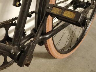 Fallschirmjäger Klappfahrrad Wehrmacht. Restauriertes Stück in gutem Gesamtzustand, extem selten. Die Frachtkosten bitte anfragen, nur Speditionsversand möglich