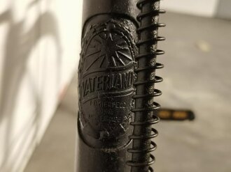 Fallschirmjäger Klappfahrrad Wehrmacht. Restauriertes Stück in gutem Gesamtzustand, extem selten. Die Frachtkosten bitte anfragen, nur Speditionsversand möglich