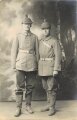 1. Weltkrieg Foto feldgraue Artilleristen in Studio. Schulterband ?,  8 x 13,5 cm