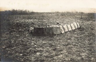 1. Weltkrieg Foto Grabenschilder im Gebrauch auf freiem Feld,   14 x 9 cm