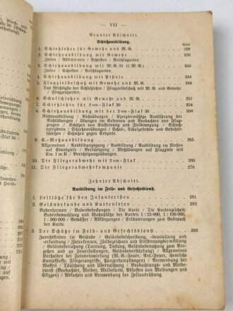 "Der Dienst-Unterricht im Heere, Ausgabe für den Schützen der Fliegerabwehrkompanie" datiert 1940, 342 Seiten, DIN A 5, gebraucht