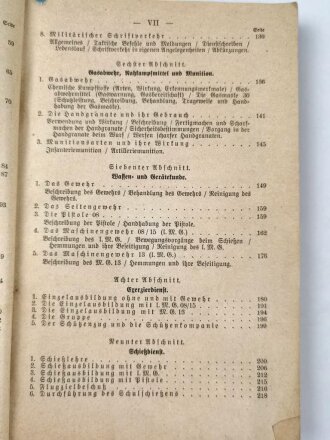 "Der Dienst-Unterricht im Heere, Ausgabe für den Gewehr und I.M.G.Schützen" datiert 1937/1938, 296 Seiten, DIN A 5, gebraucht