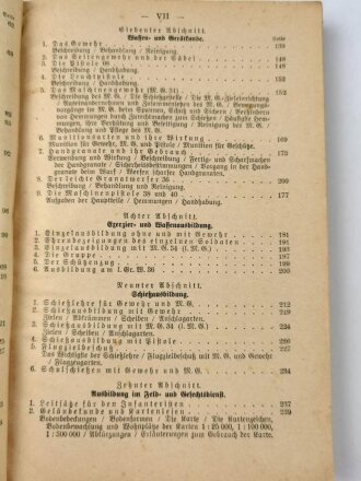 "Der Dienst-Unterricht im Heere, Ausgabe für den Schützen der Schützenkompanie" datiert 1940, 332 Seiten, DIN A 5, gebraucht