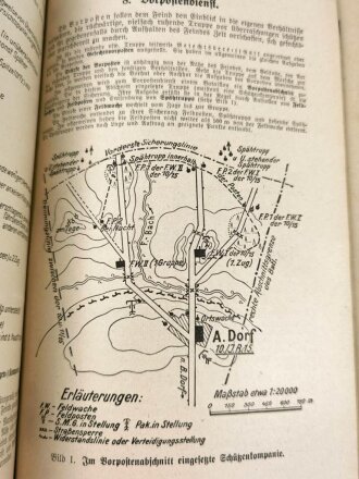 "Der Dienst-Unterricht im Heere, Ausgabe für den Schützen der Schützenkompanie" datiert 1940, 332 Seiten, DIN A 5, gebraucht