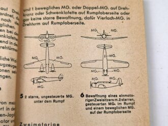 "Deutsche, Italienische, Britisch - Amerikanische und Sowjetische Kriegsflugzeuge" datiert 1943, 166 Seiten, DIN A 6,  gebraucht