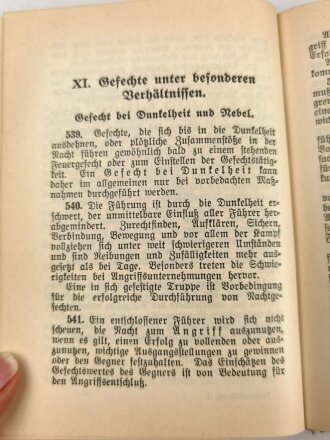 H.Dv.300 "Truppenführung" datiert 1933, 319 Seiten, DIN A 6,  gebraucht