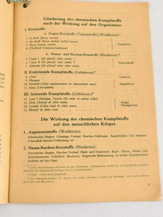 "Merkblätter über Hilfeleistung bei Erkankungen durch Chemische Kampsstoffe, datiert 1935, 32 Seiten, DIN A5