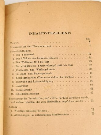 "Offizierthemen - Ein Handbuch für den Offizierunterricht", datiert 1943, 77 Seiten, DIN A5