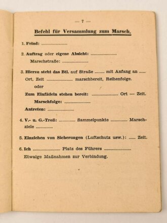 "Befehlsbuch - Muster für Btl.-Befehle", datiert 1938, 46 Seiten, DIN A6