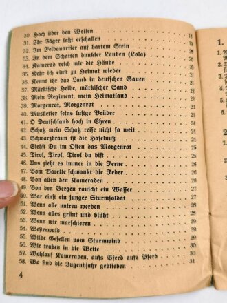 "Kamerad singe mit!" 58 bekannte SA, Marsch - und Soldaten Lieder.  31 Seiten, DIN A6, gebraucht