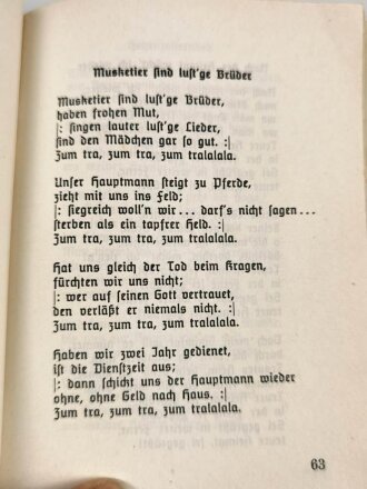 "Soldaten-Liederbuch" , handschriftliche Widmung einer Jungmädel Führerin, 111 Seiten, DIN A6